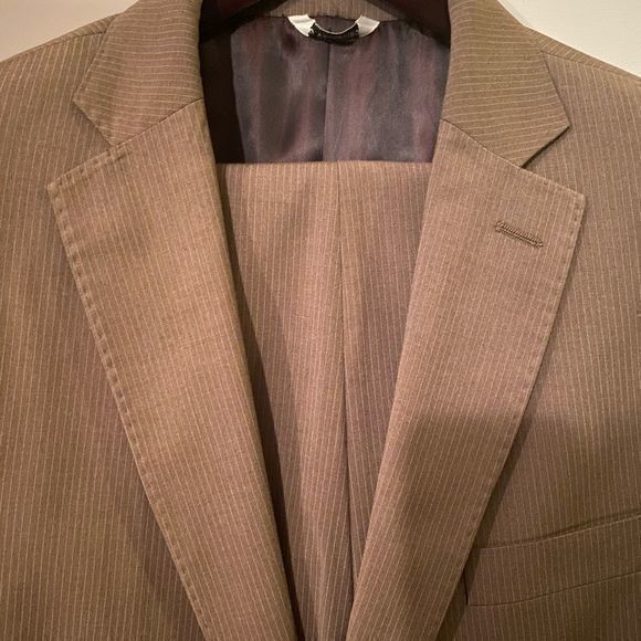 G. Valentino Other - G. Valentino Brown Blue Stripe Mens Suit Size 42S